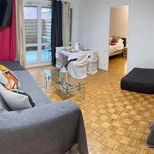 Appartement Appt Entier Monparnasse Avec Terrasse Et Parking, Paris